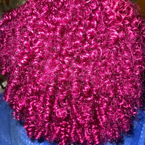 Wigs - Picture 4 of 4